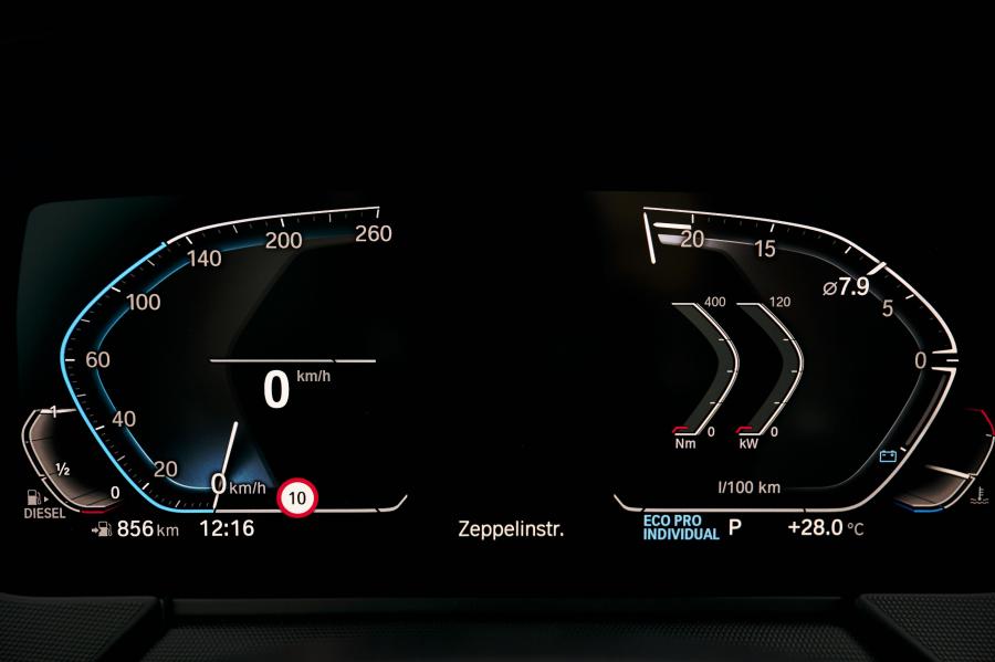 Панель приборов BMW 118d Sportline (F40) 2019 года  (WW) (фото 64 из 89)